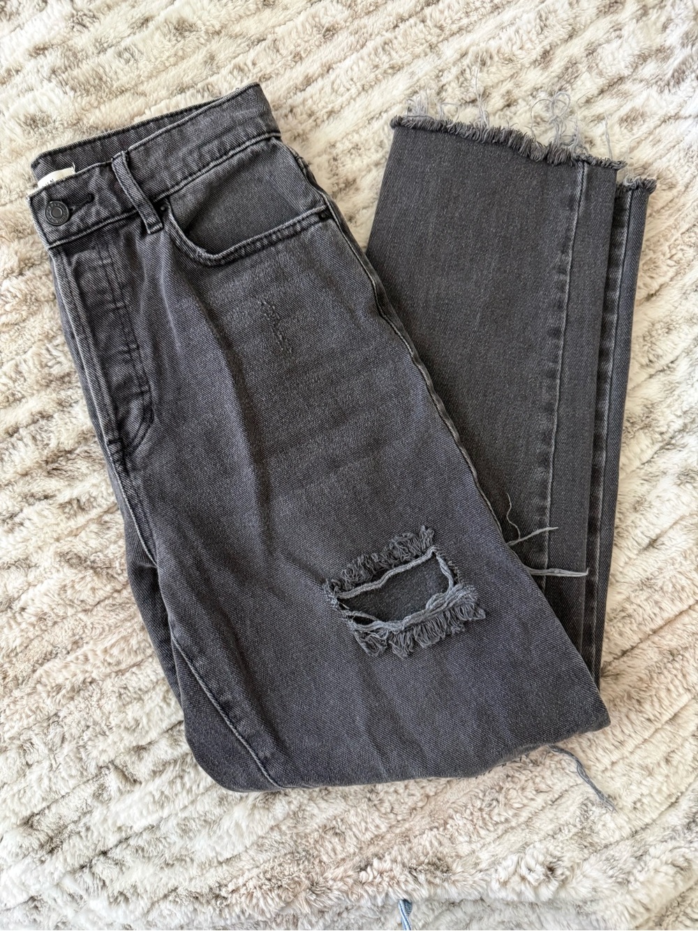 PacSun Women's High-Rise Distressed Straight Jeans - Charcoal Black